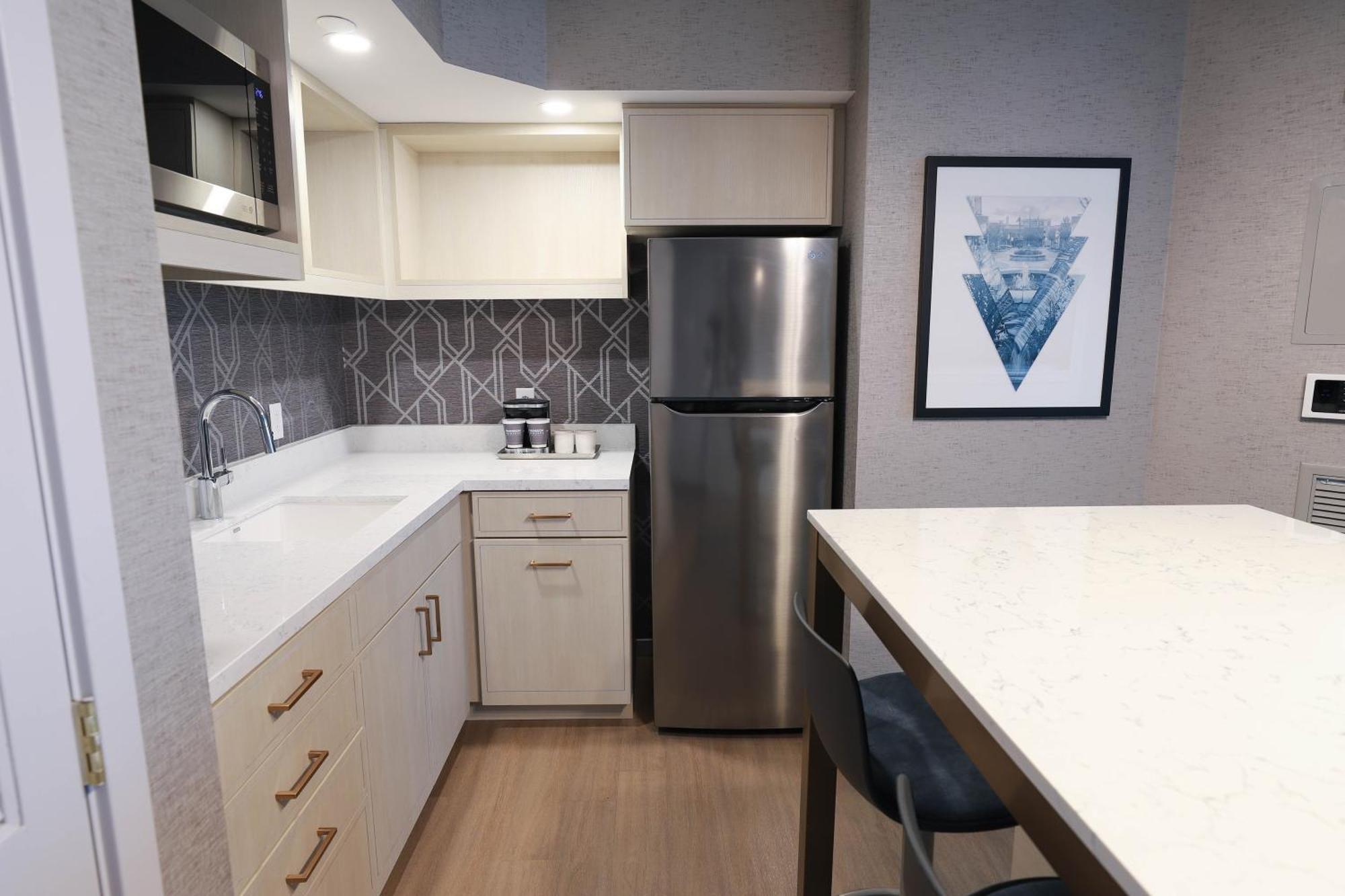 Radisson Plaza Hotel And Suites Kalamazoo Extérieur photo