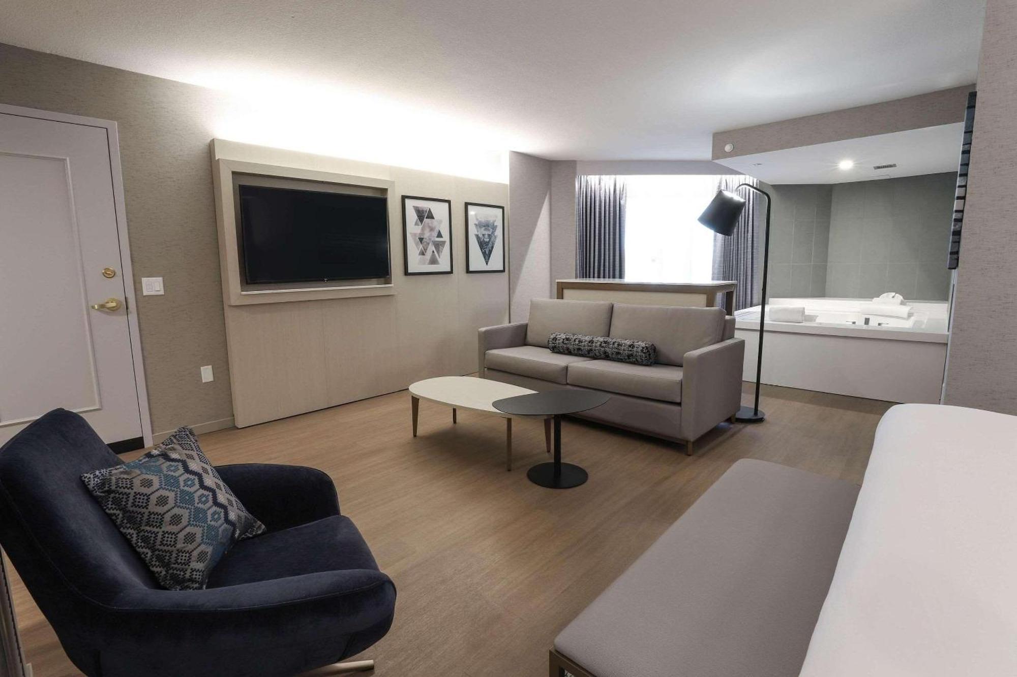 Radisson Plaza Hotel And Suites Kalamazoo Extérieur photo