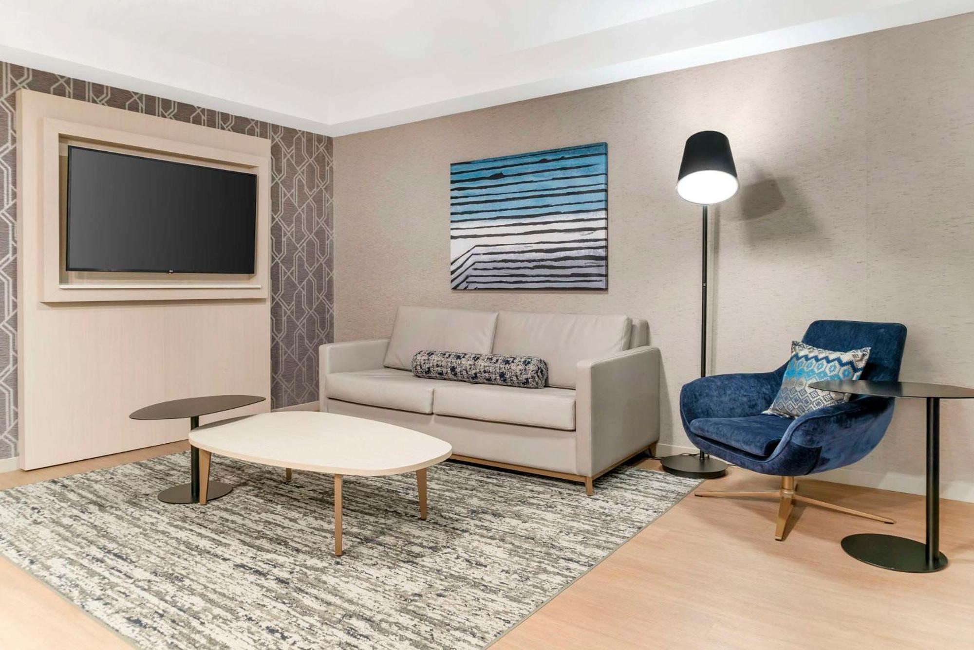 Radisson Plaza Hotel And Suites Kalamazoo Extérieur photo