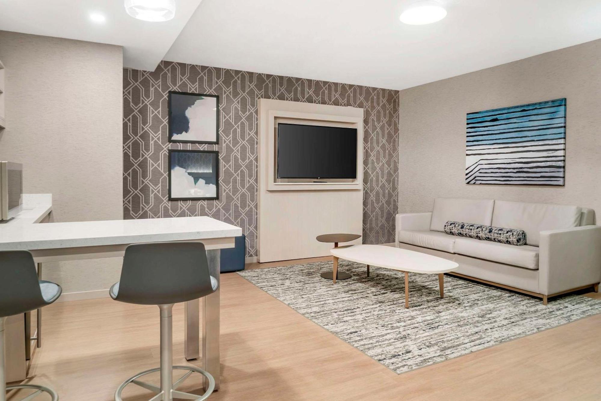 Radisson Plaza Hotel And Suites Kalamazoo Extérieur photo
