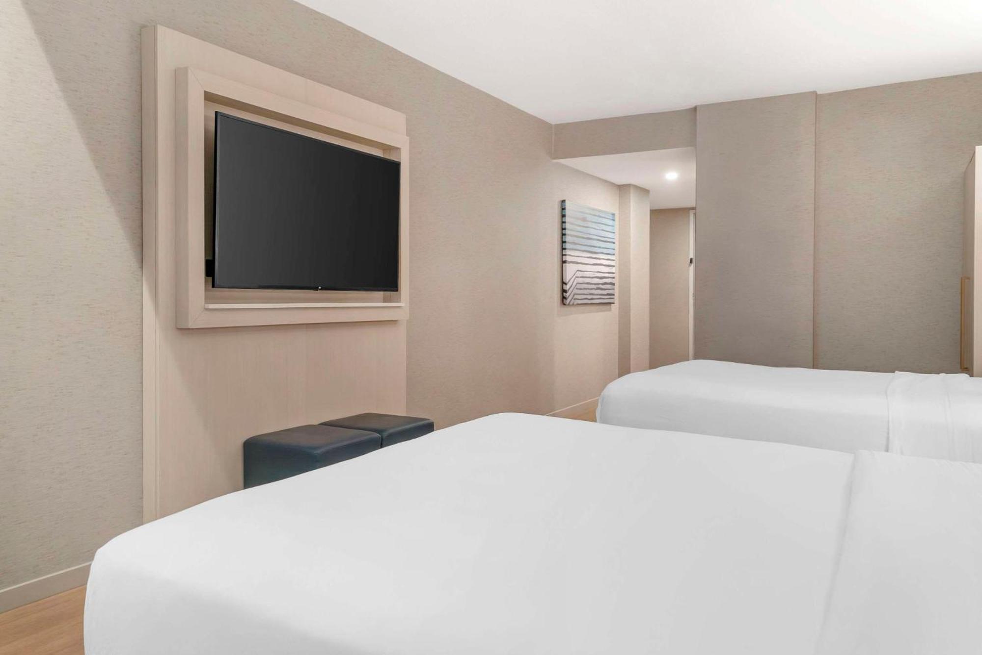 Radisson Plaza Hotel And Suites Kalamazoo Extérieur photo