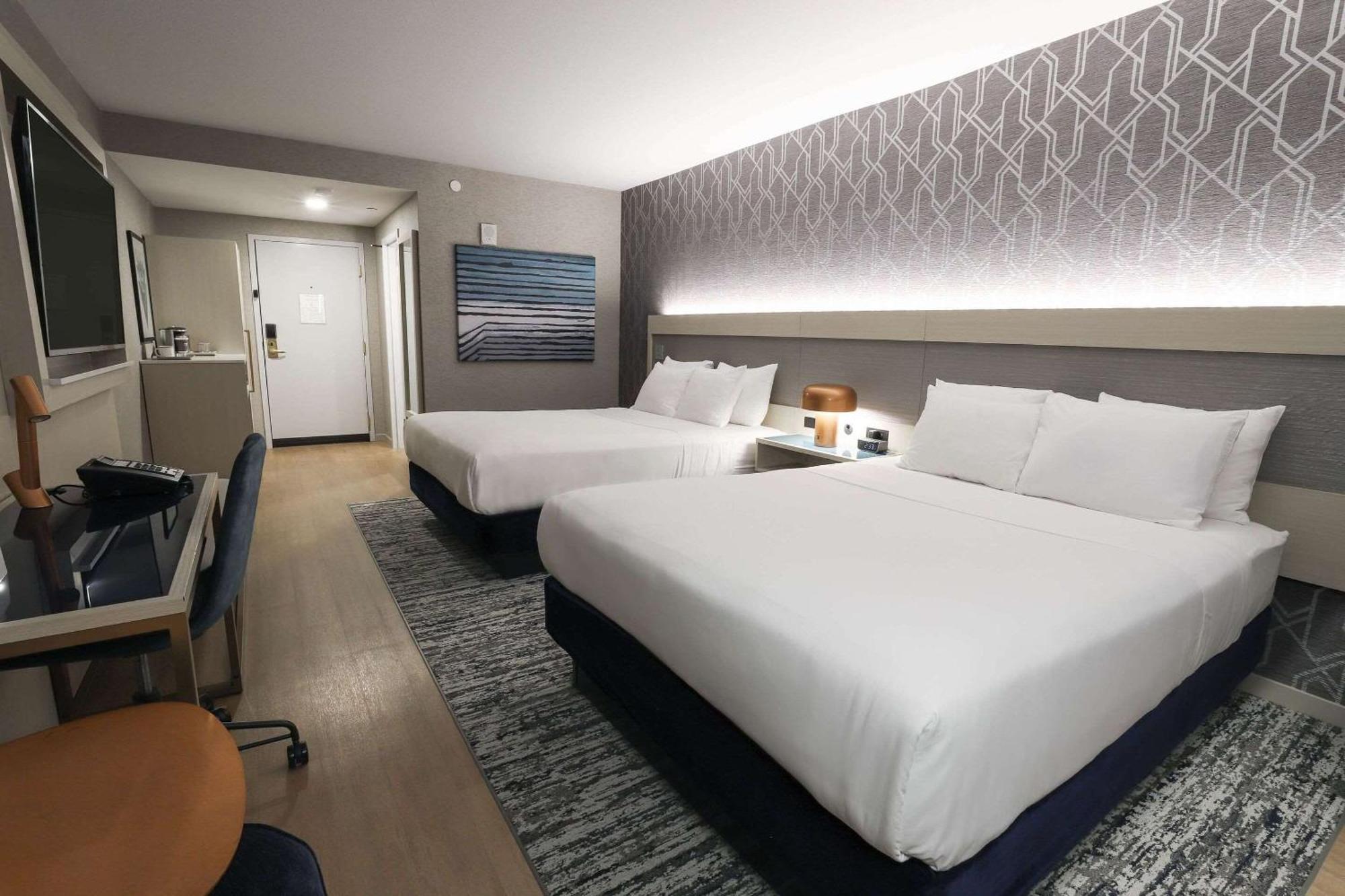 Radisson Plaza Hotel And Suites Kalamazoo Extérieur photo